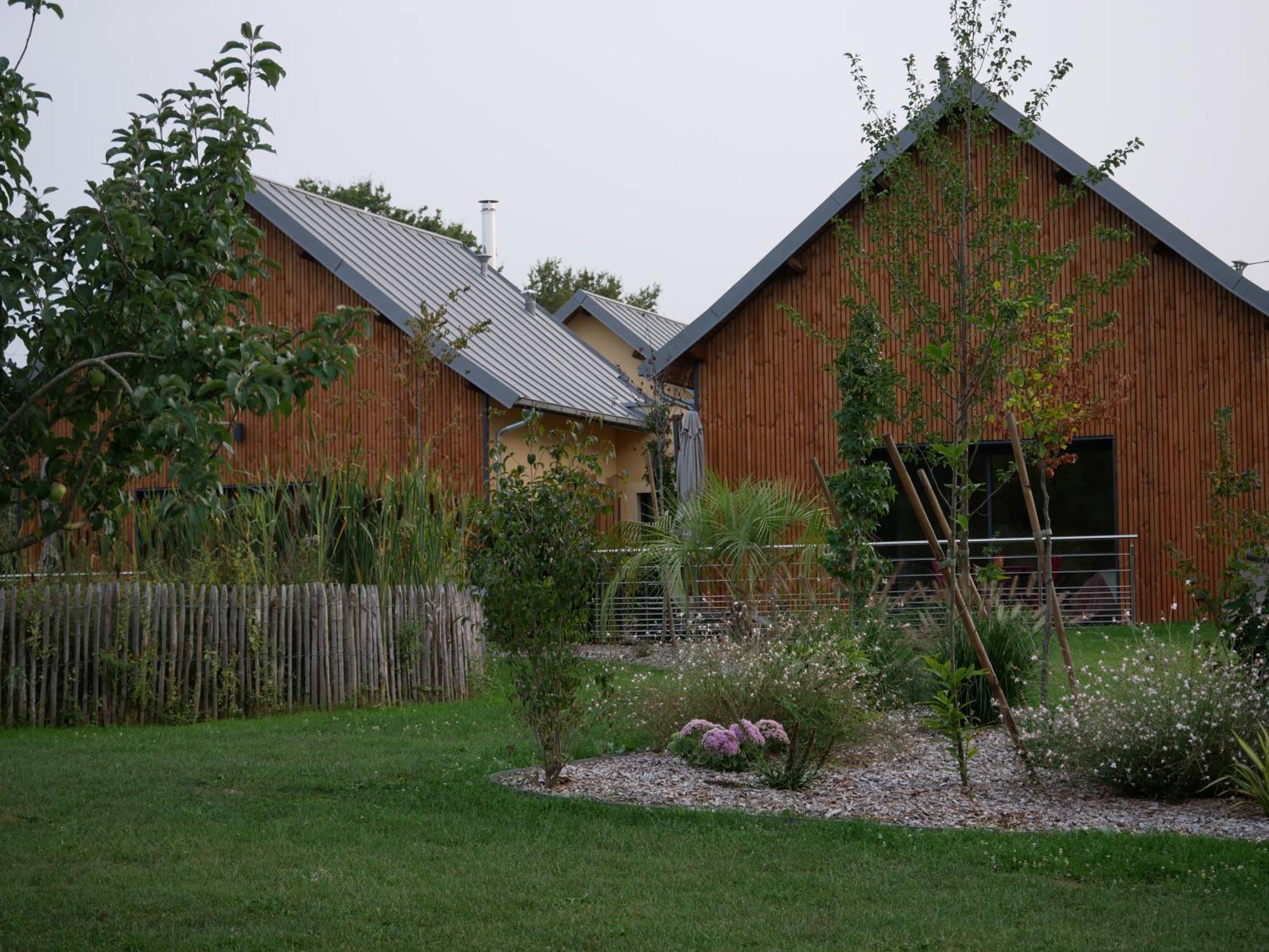 Sol'M Lodges Solesmes  Extérieur photo